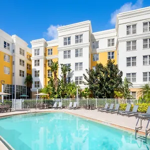 Hotel By Marriott Daytona Speedway/airport